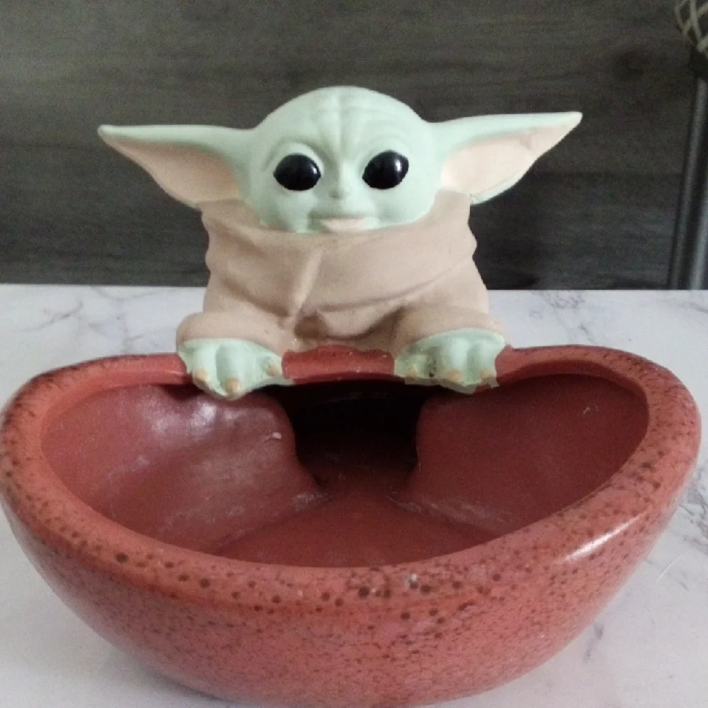 Star Wars Mandalorian Planter